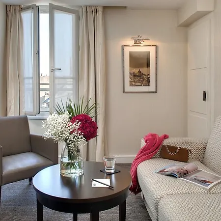 Hotel Le Senat 4*