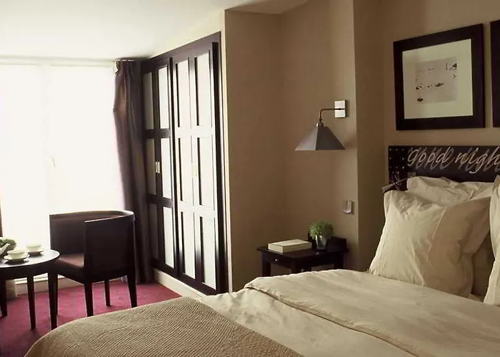 Le Senat מלון פריז