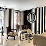 Le Senat Hotel