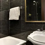 Hotel Le Senat París