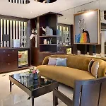 Le Senat Otel