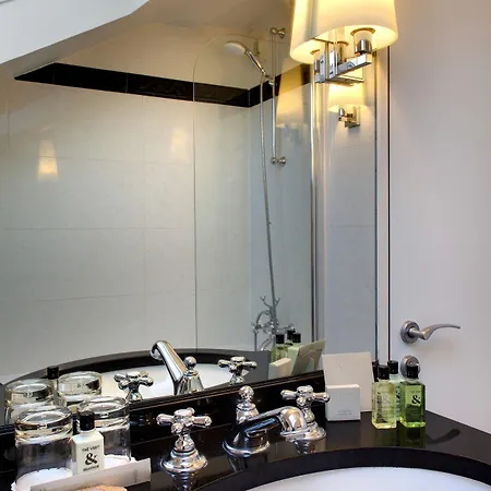 Le Senat 4* Paříž