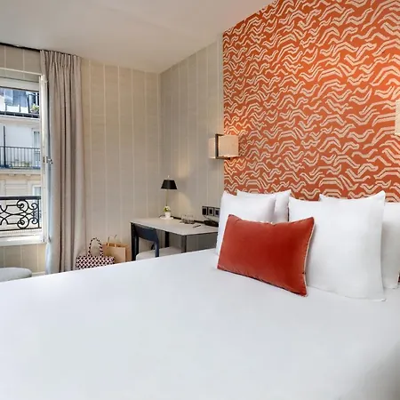 Le Senat Hotel