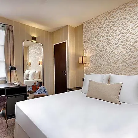 Hotel Le Senat