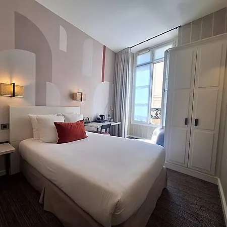 Le Senat 4* París
