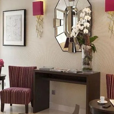 Hotel Le Senat 4*