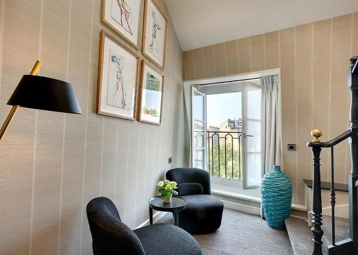 Hotel Le Senat Parijs