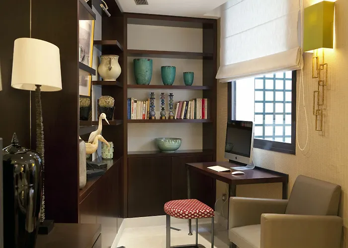 Отель Le Senat 4*